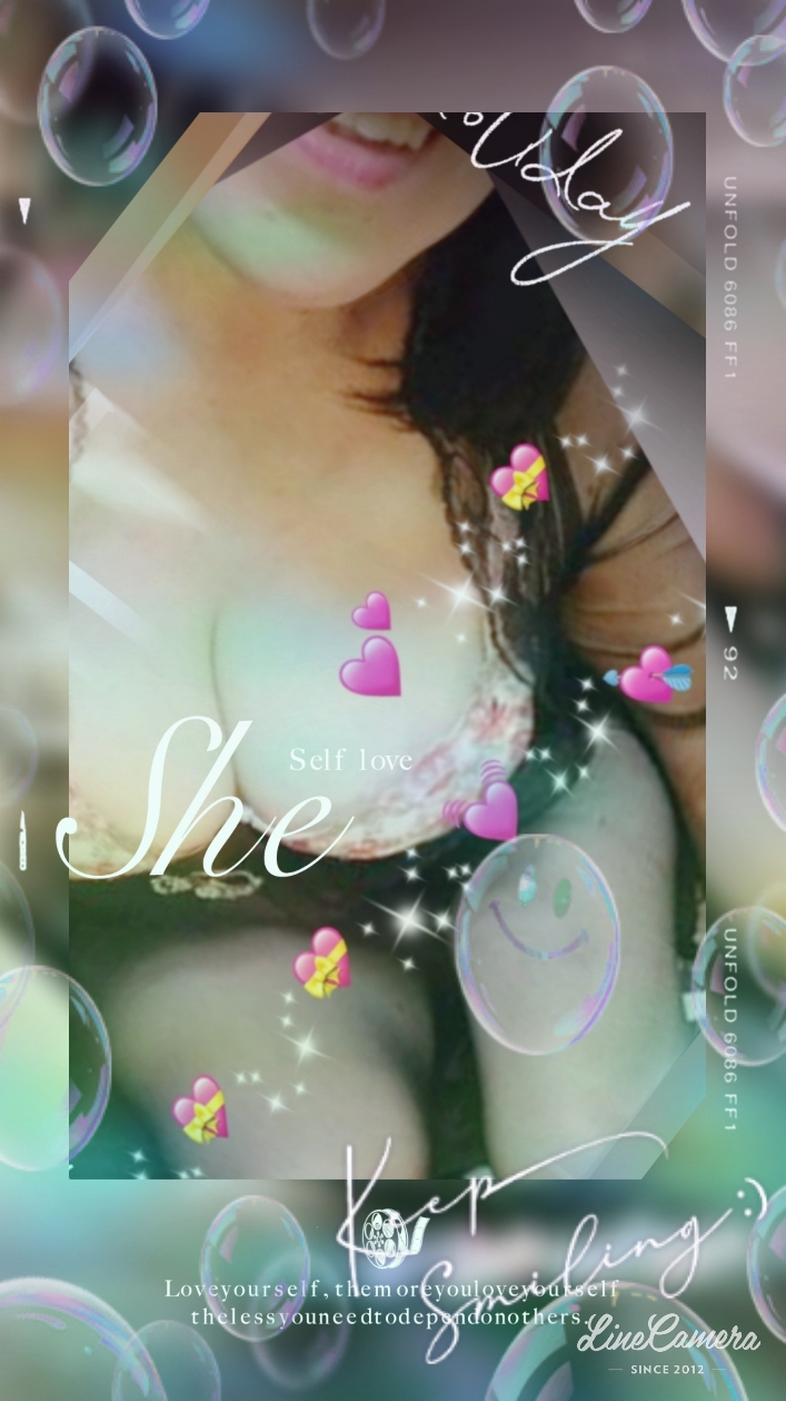 あきな