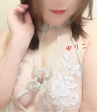 ゆりこ
